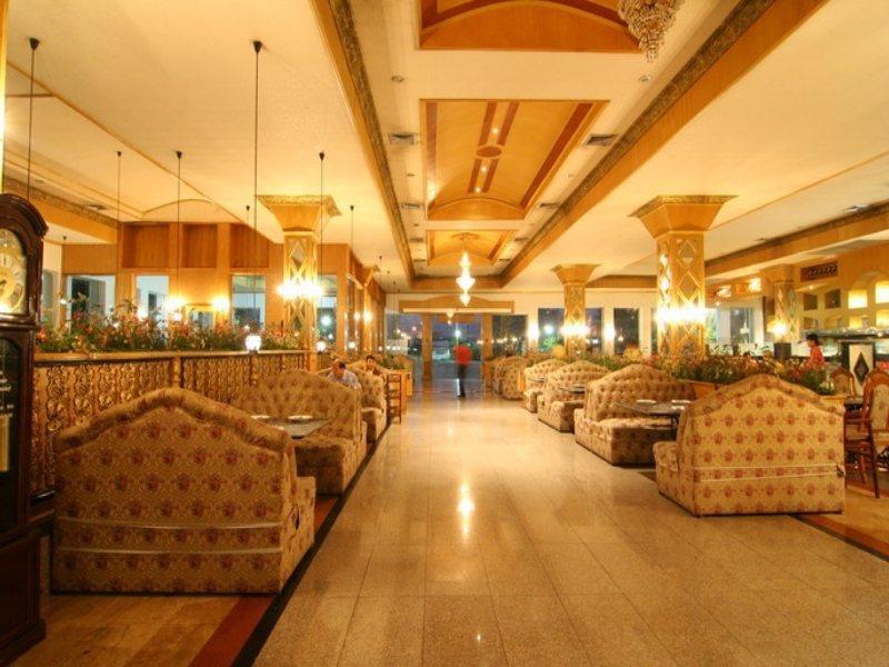13 Coins Airport Min Buri Hotel 3*