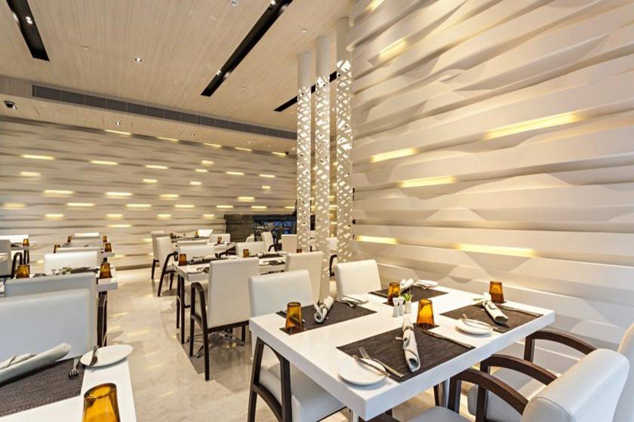 Hyatt Place Sukhumvit 1