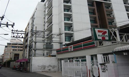 The Atrium Ratchada 13 Bangkok