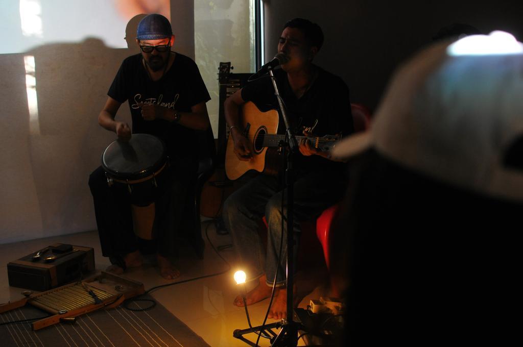Pyat Music And Artel Guest house Bangkok