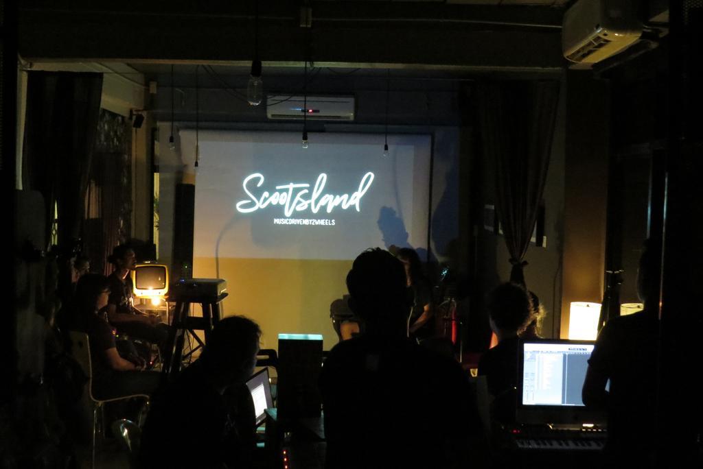 Pyat Music And Artel Gasthof Bangkok