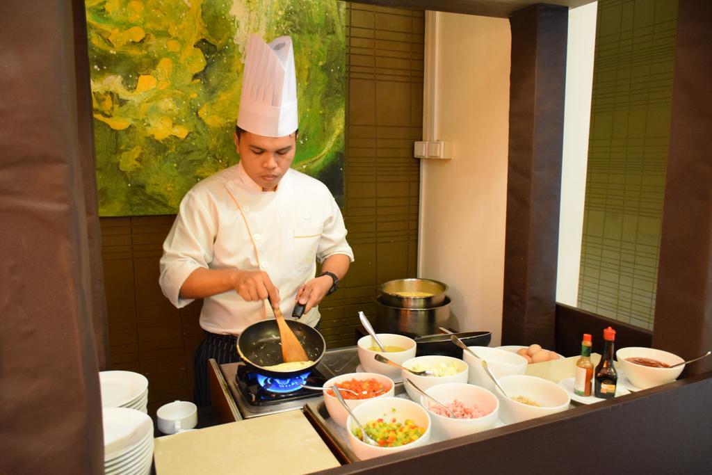 Khách sạn Aetas 5*