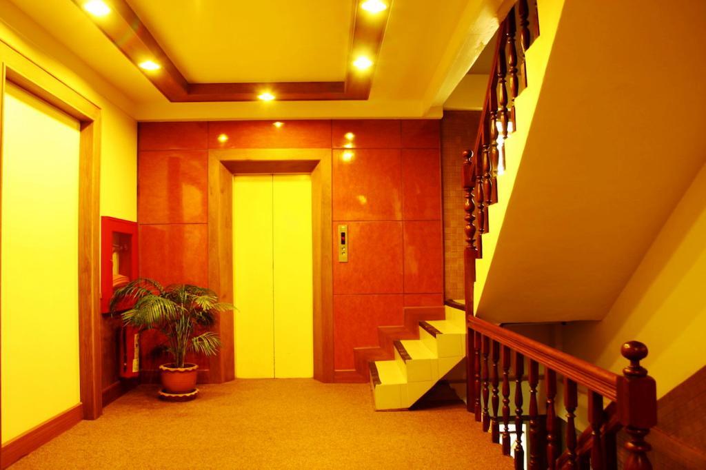 Hotel Sahara 2*