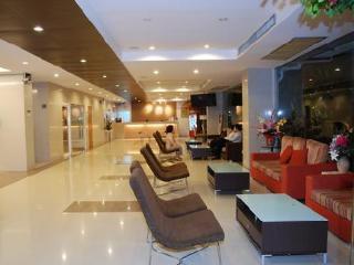 Three Seasons Hotel Bangkok