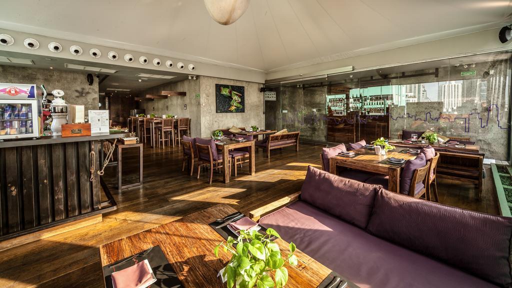 Hotel Galleria Sukhumvit 10 By Compass Hospitality