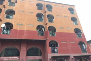 Baankhunmae Aparthotel
