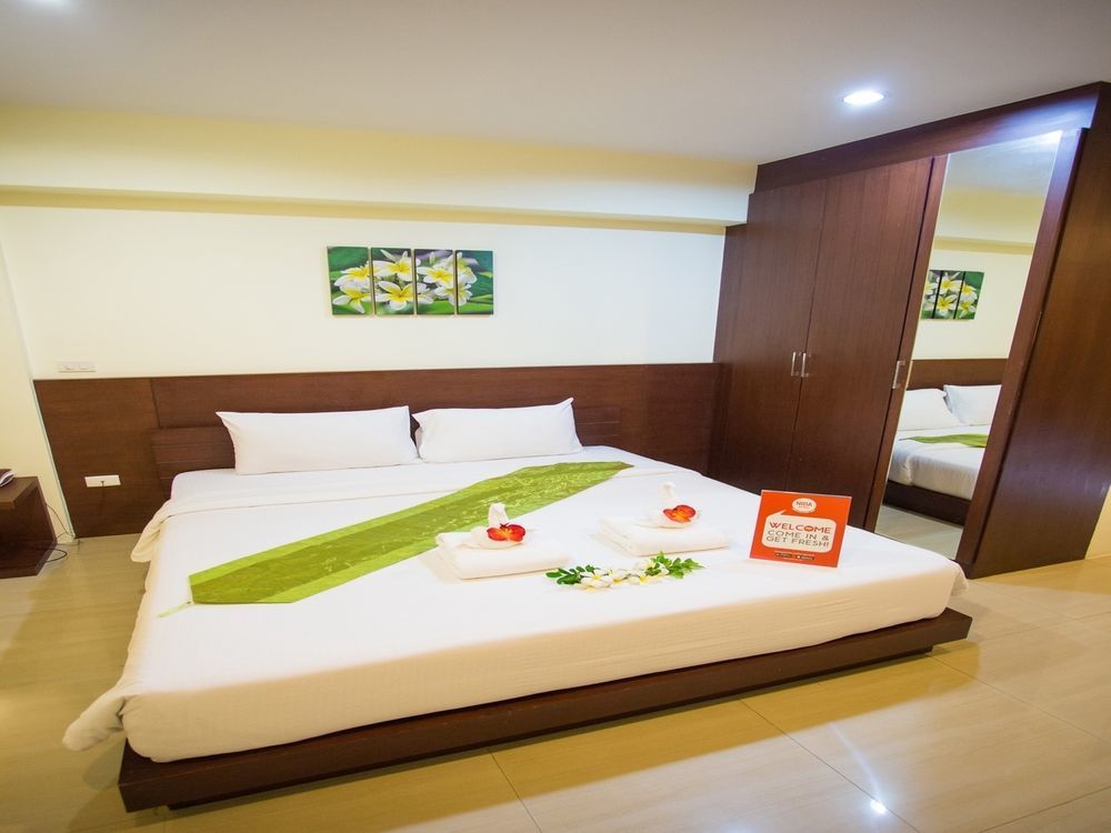 Nida Wongsawang 19 Plaza