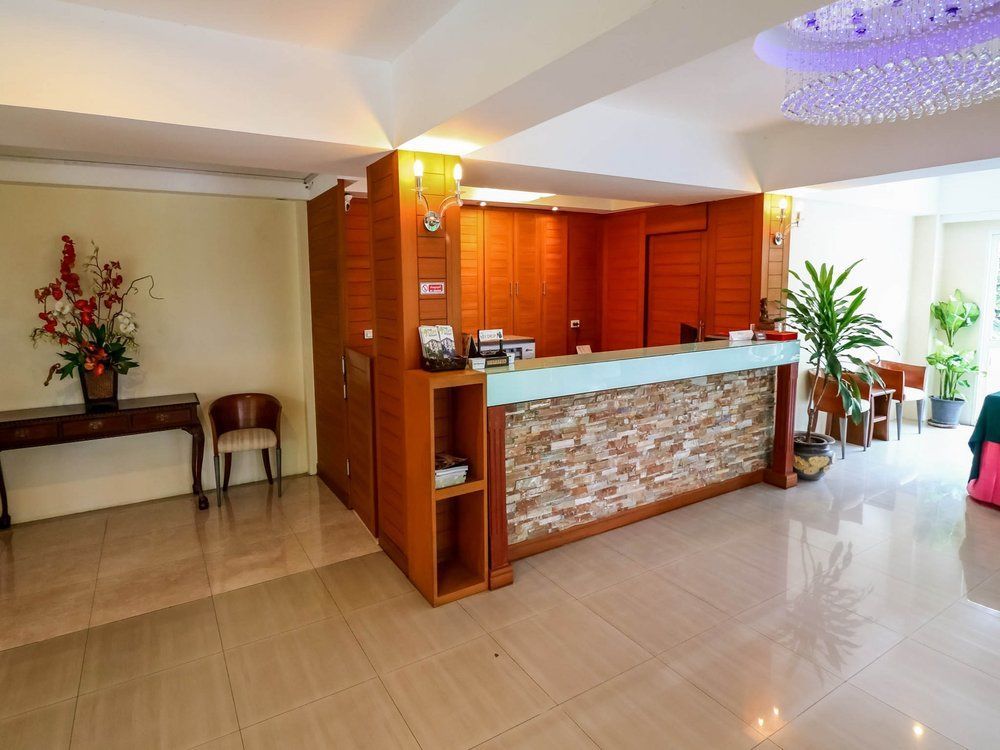 Hotel Nida Wongsawang 19 Plaza 3*