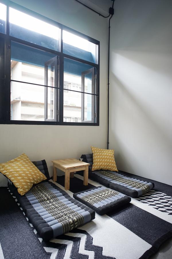 Bunny Burrow Albergue Bangkok