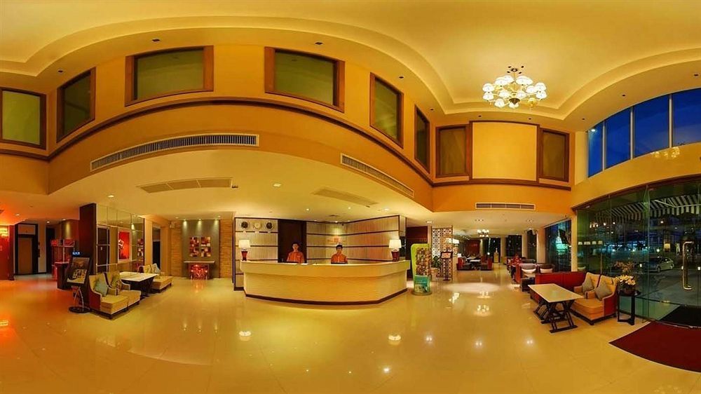 Lantana Khách sạn 3*