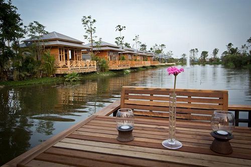 Jumpunta Gardenview Hotel