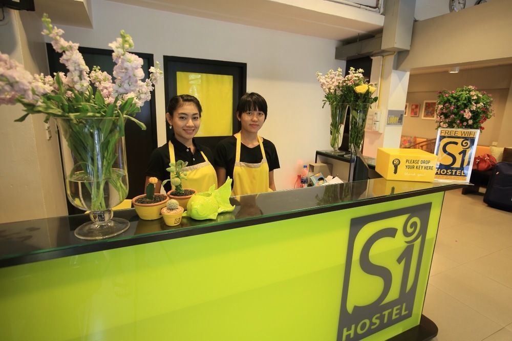 S1hostel Asrama *