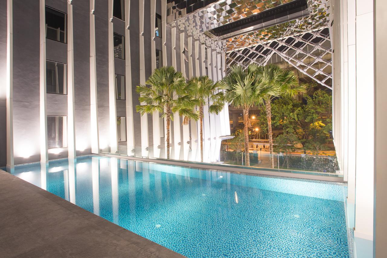 Midtown Khách sạn 4*