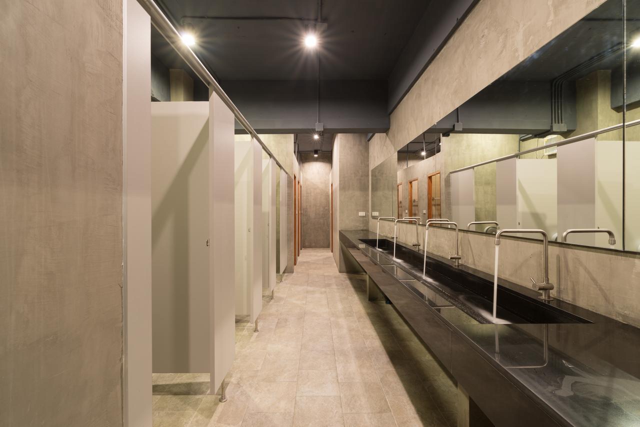 Yor Yak Capsule hotel Bangkok