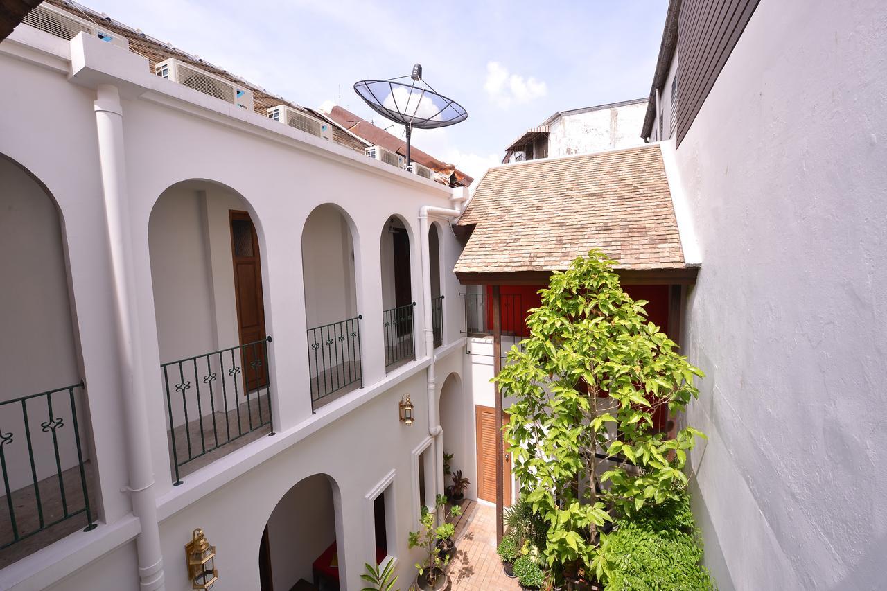 Neighbor Phuthon Bed & Breakfast Bangkok