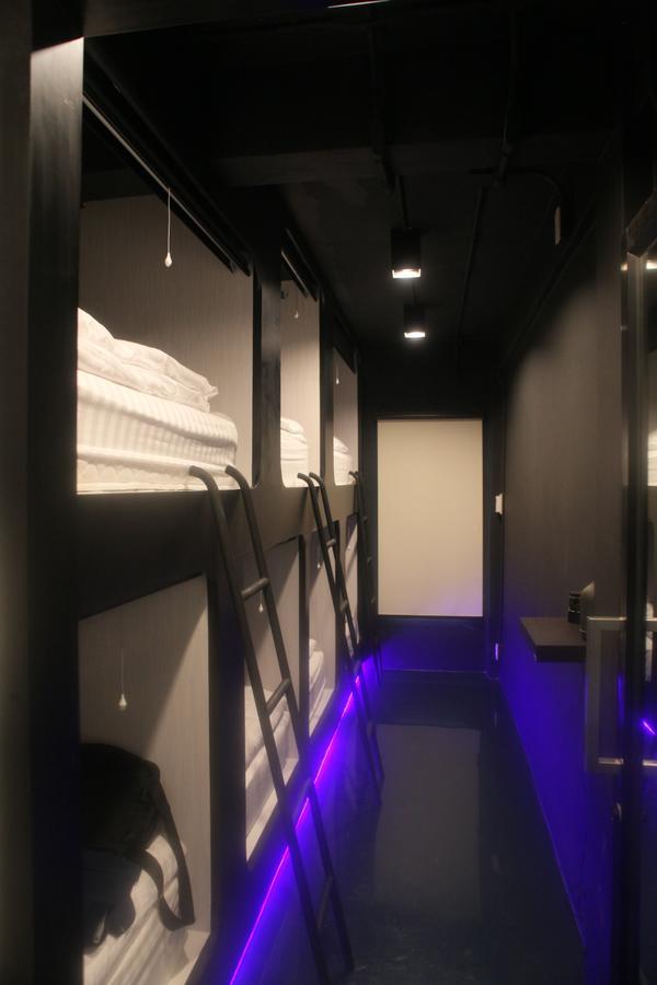 Laf Aree Capsule hotel