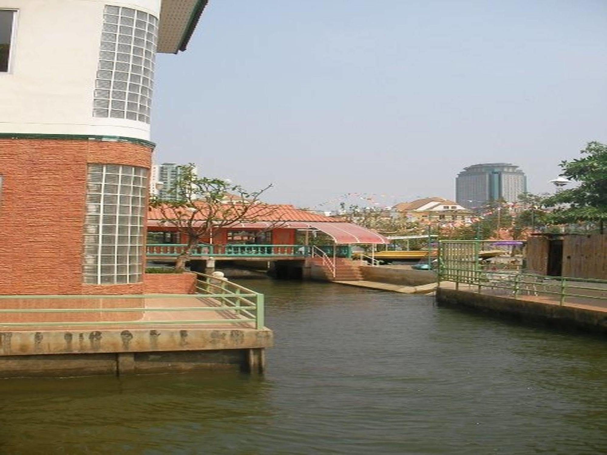 Waterside Boutique 3* Bangkok