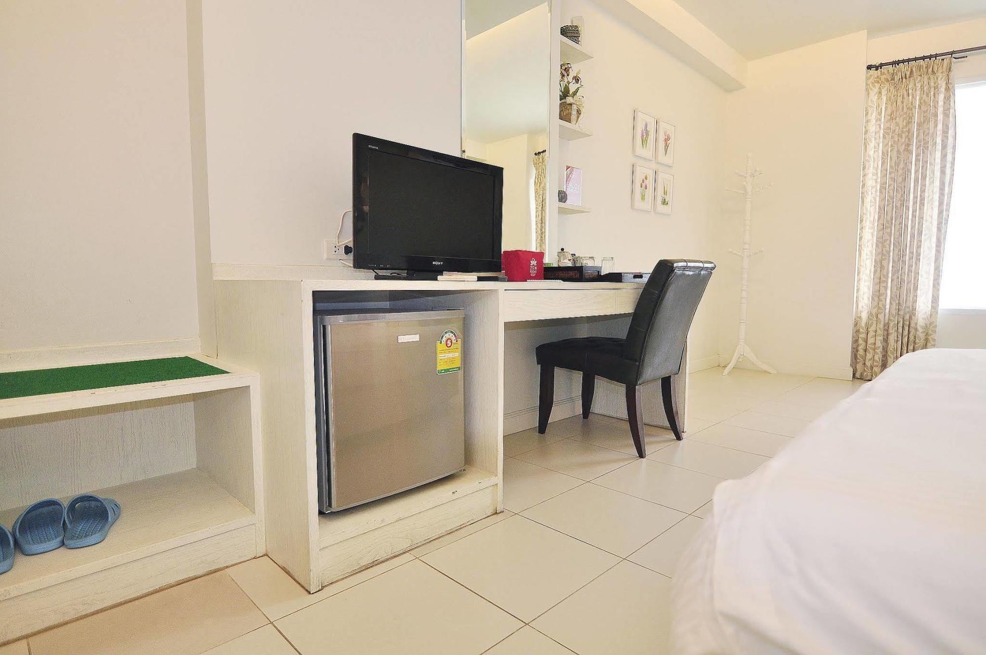 Zen Rooms Panurangsri