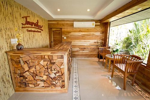 Hotel Jumpunta Gardenview 3*
