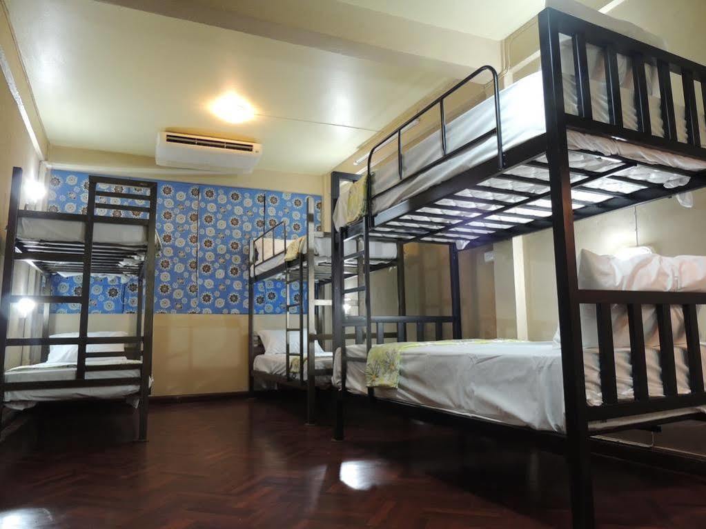 Hostel Victory Park *