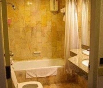 Wisma tamu Sapphirtel 3*