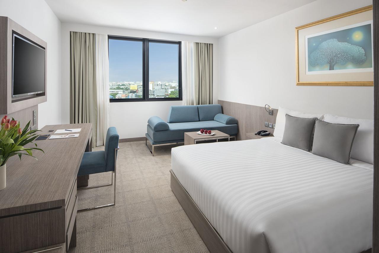 Khách sạn Novotel Bangna 4*