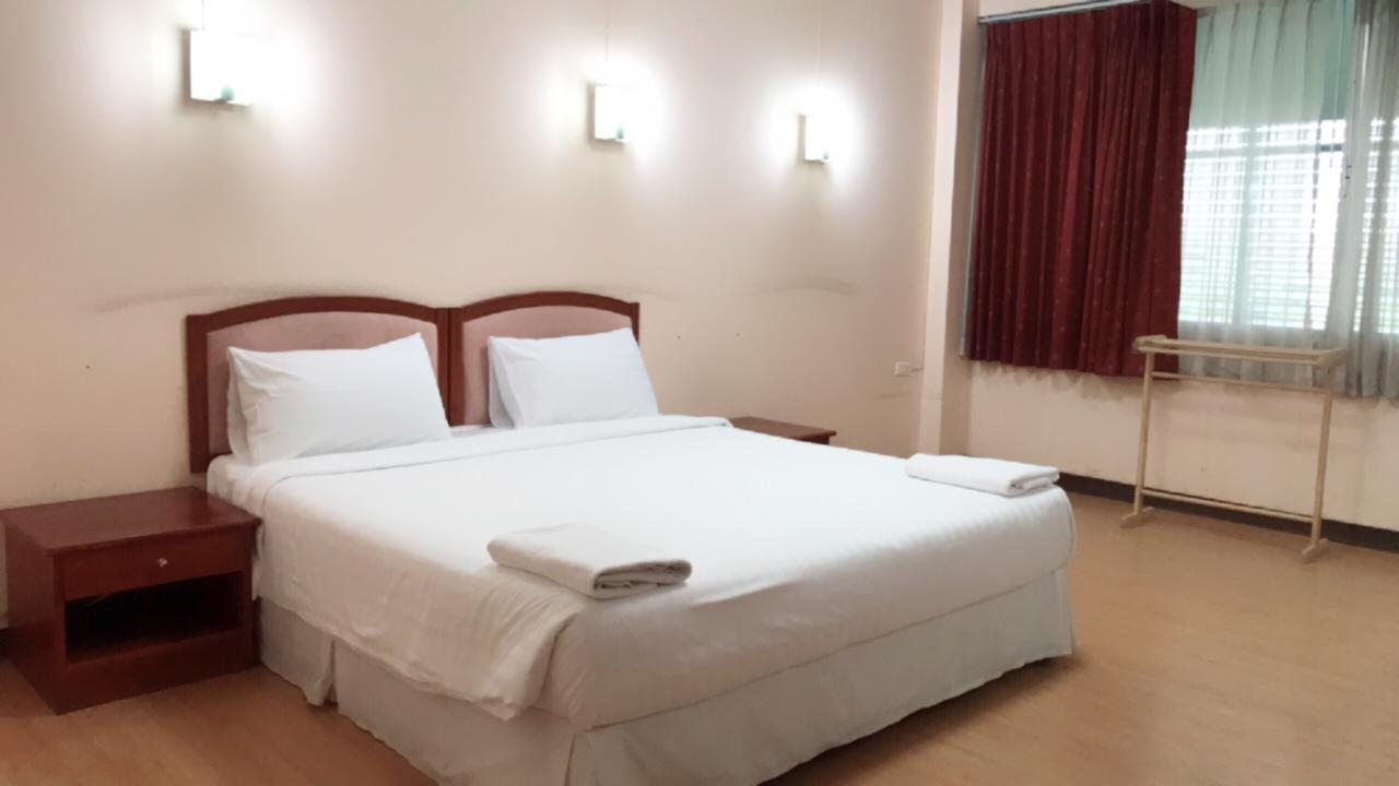 Coop Dopa Nhà trọ Bangkok