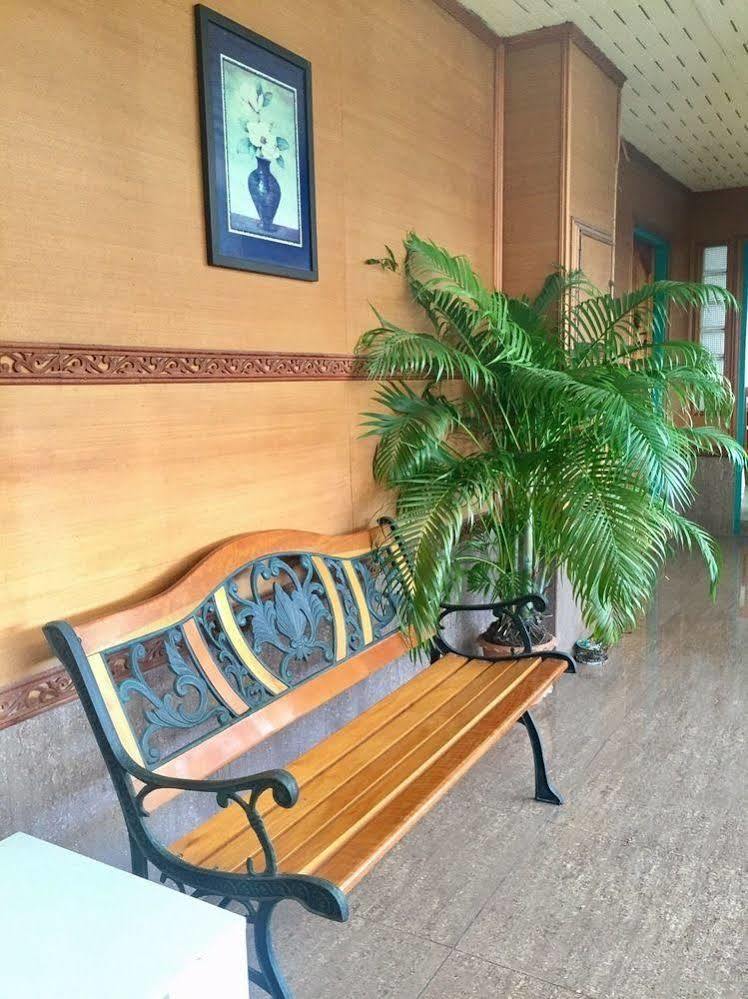Waterside Boutique Hotel