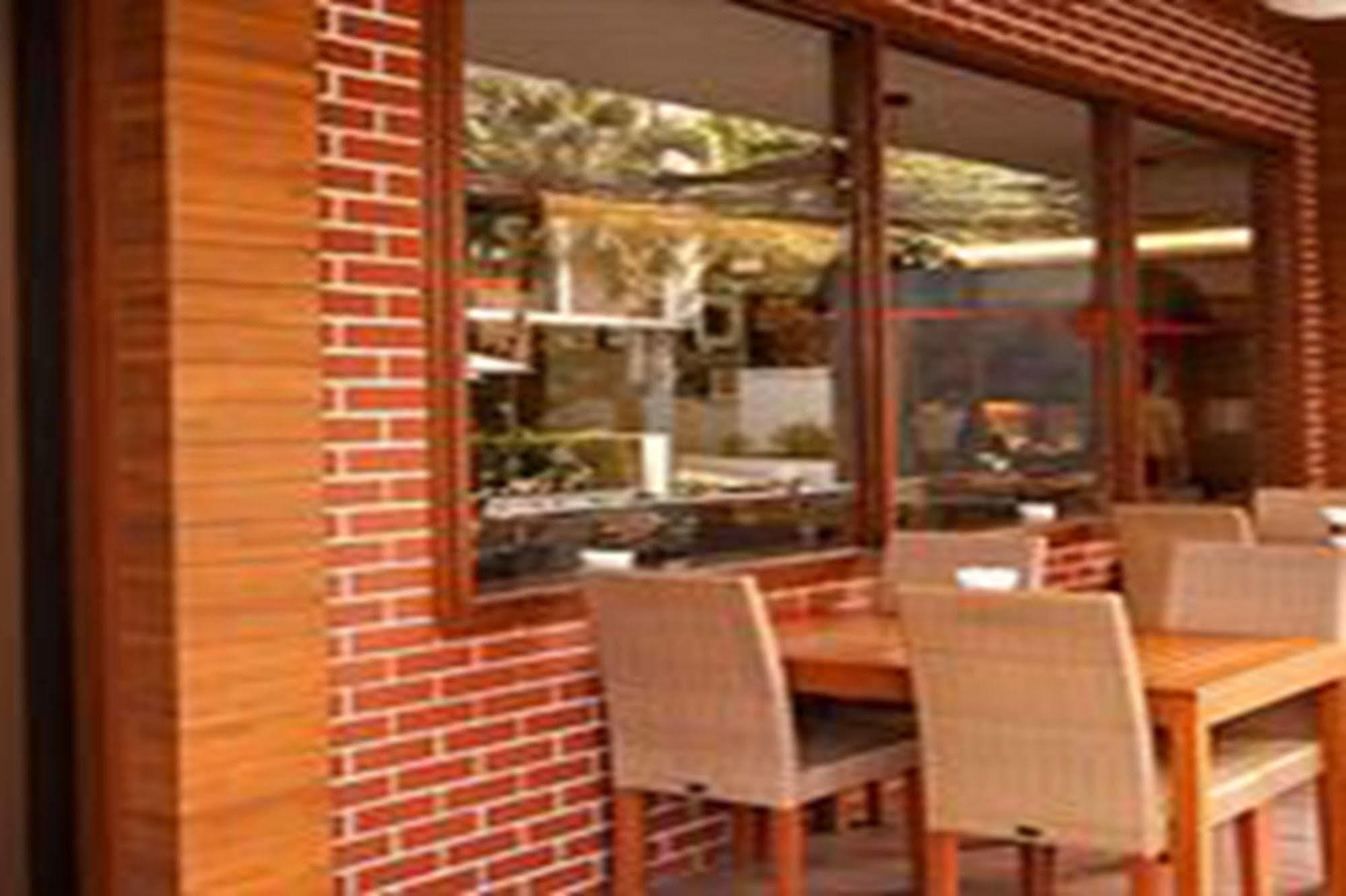 Dynasty Grande 4* Bangkok