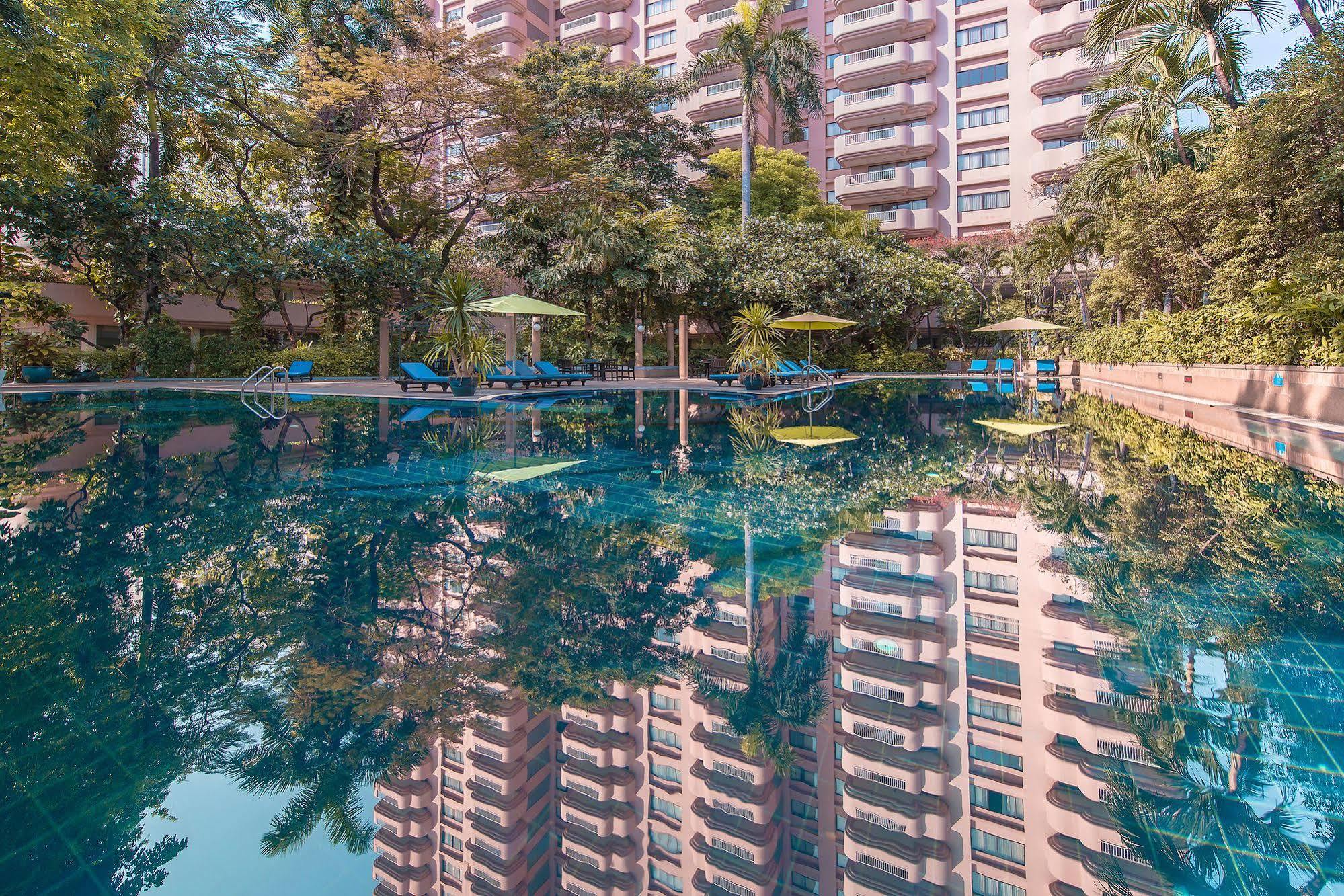 Khách sạn Pantip Bangkok