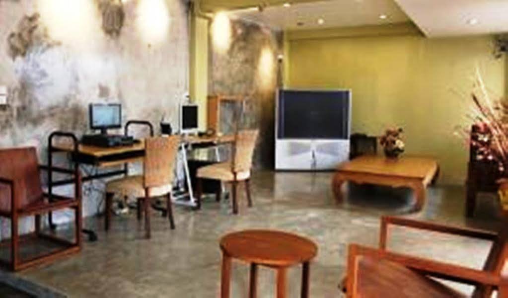 At Smile Oasis 2* Banguecoque
