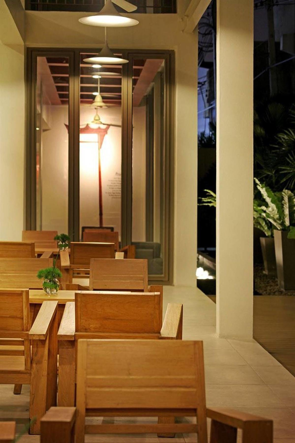 Chern Hostal *
