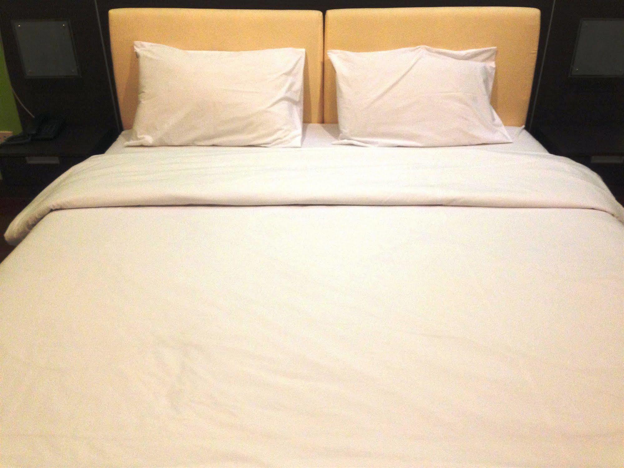 Hotel P.t. Court Bangkok