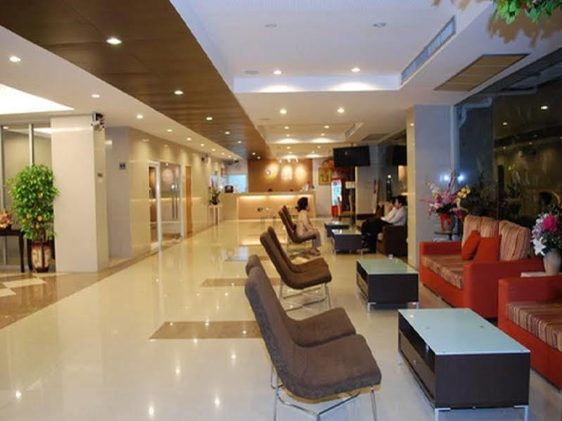 Three Seasons 5* Bangkok