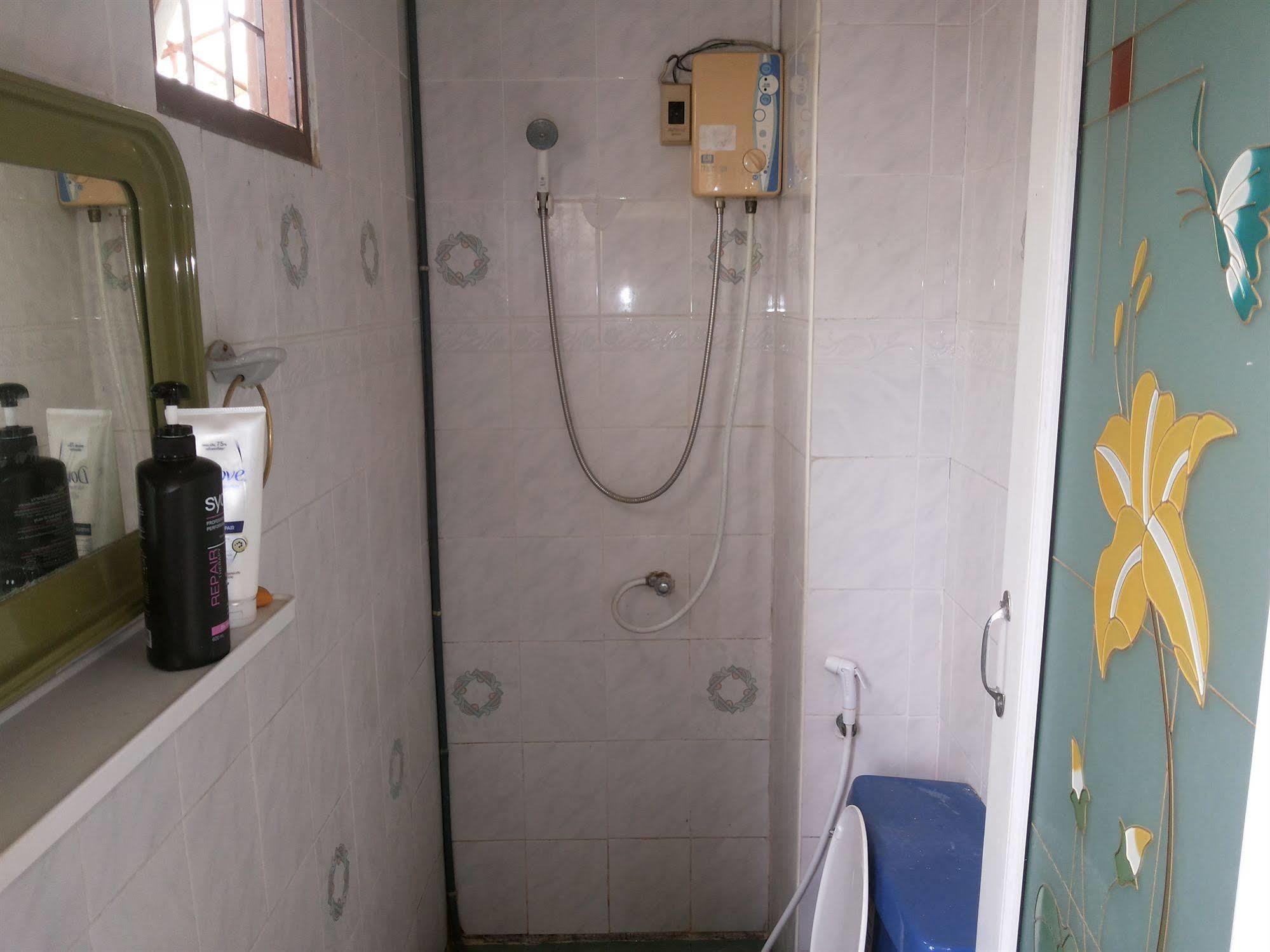 Apartment Oyo 471 Sunshine Bangkok
