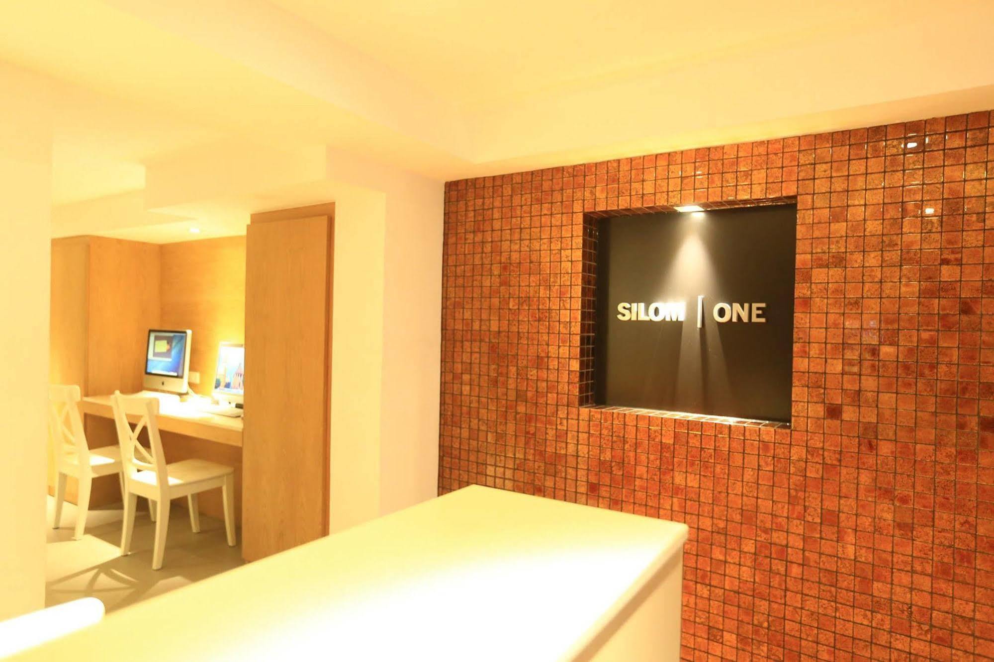 Khách sạn Silom One Bangkok
