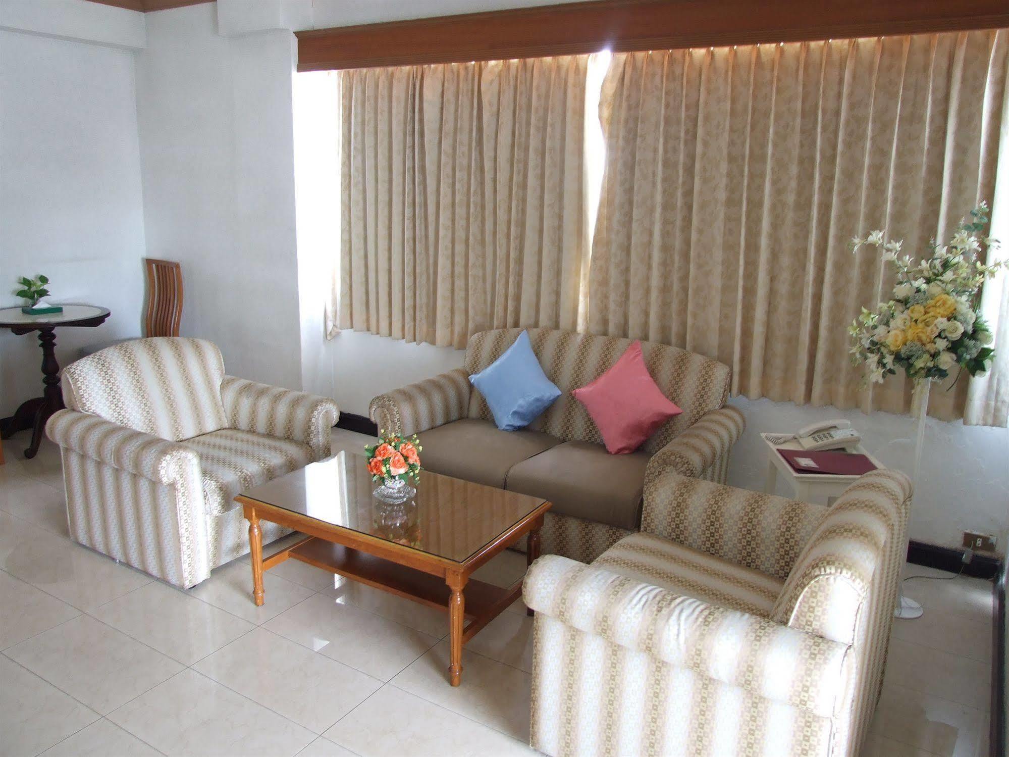 Hotell Ratchada Bangkok