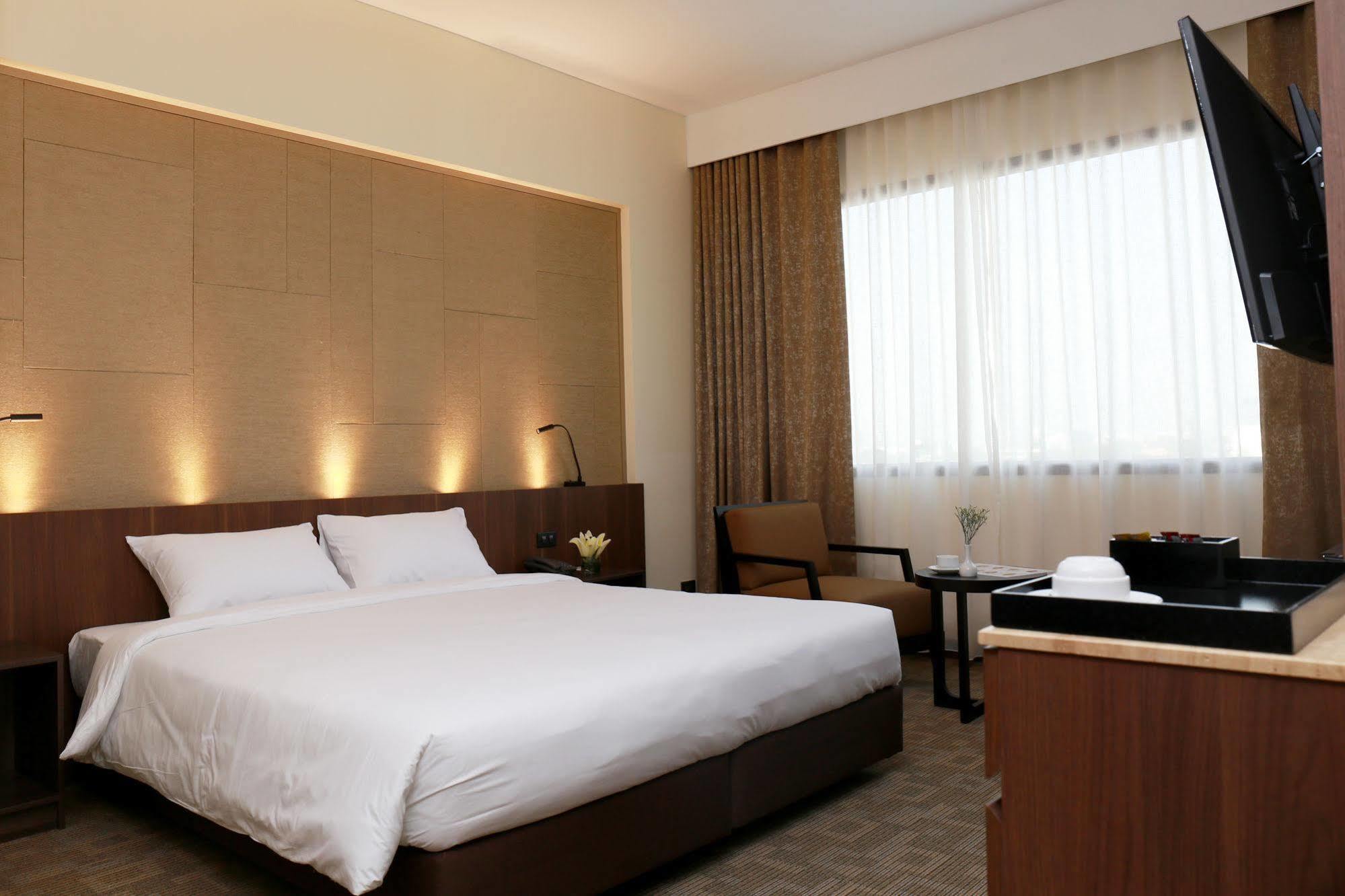 Louis Tavern Hotell Bangkok
