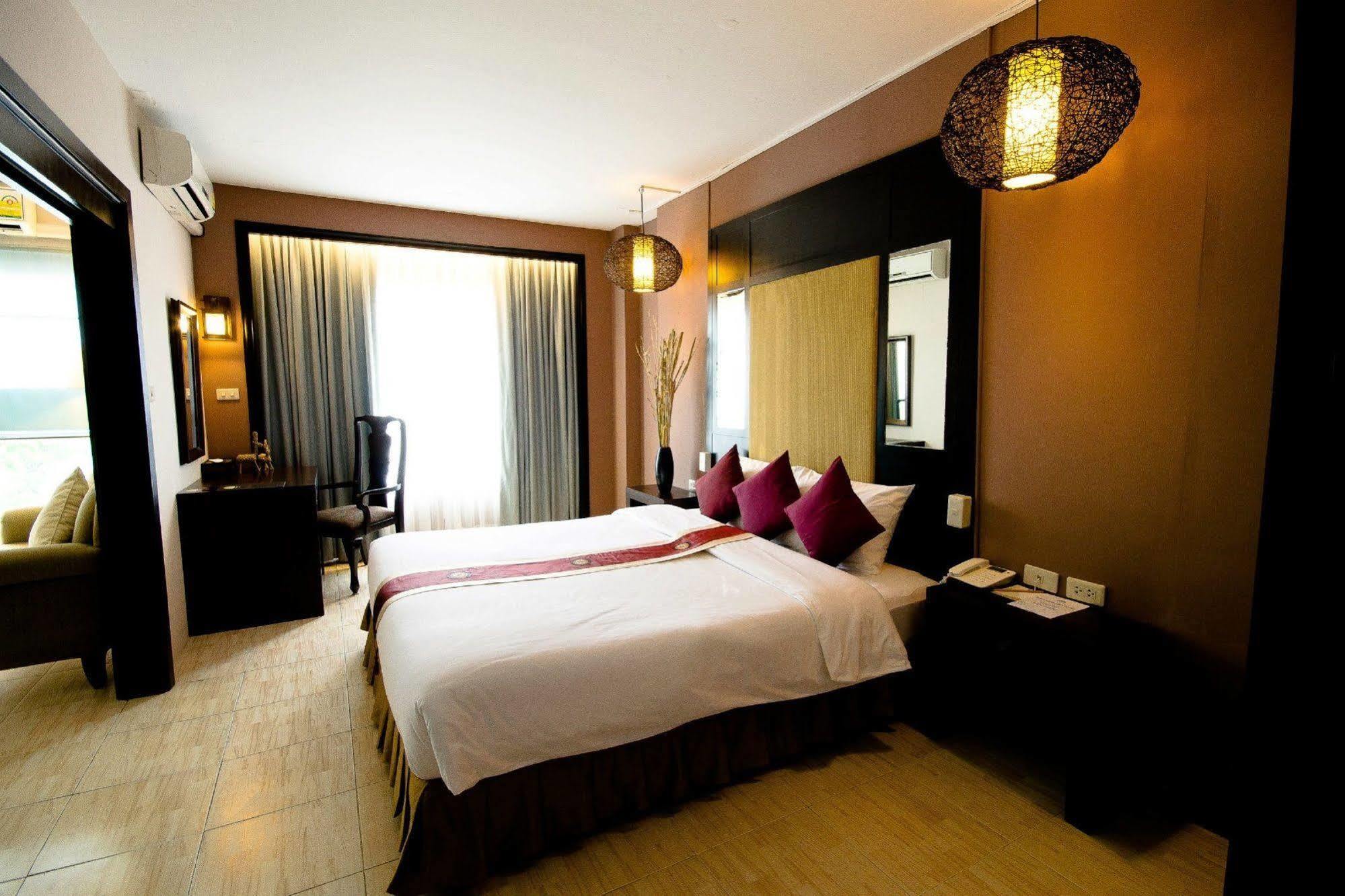 Hotel Royal View - Rang Nam