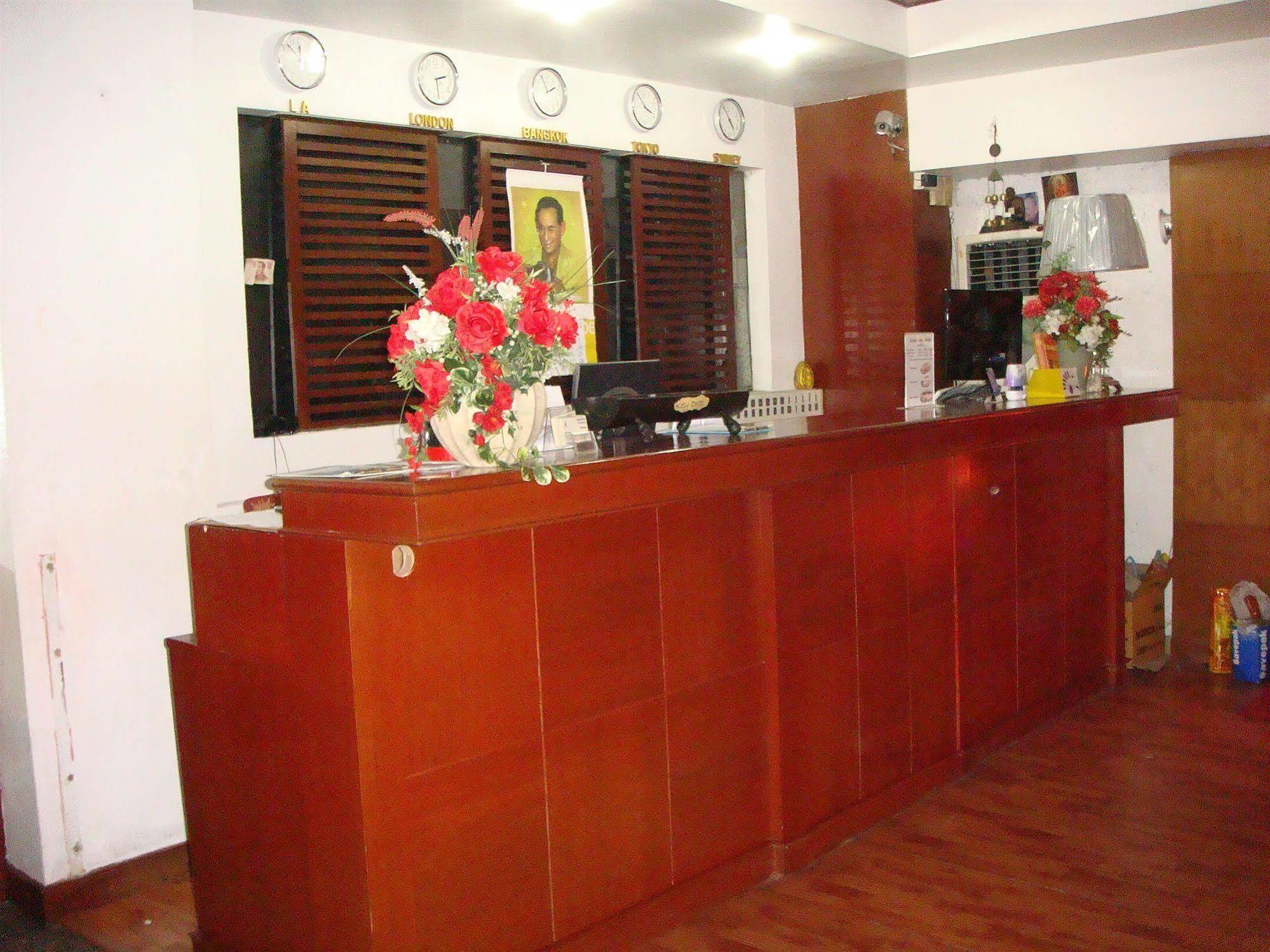 Sapphirtel Wisma tamu