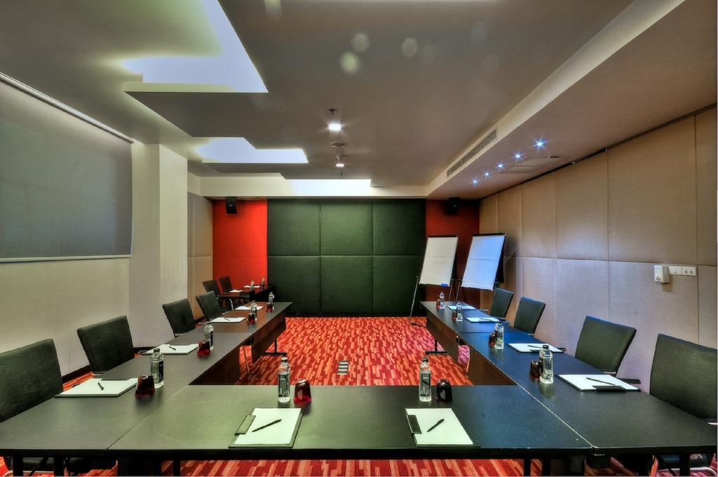 Galleria Sukhumvit 10 By Compass Hospitality