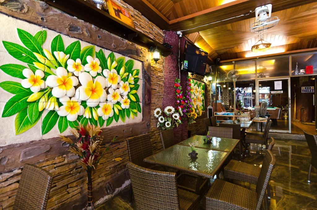Eight 2* Bangkok