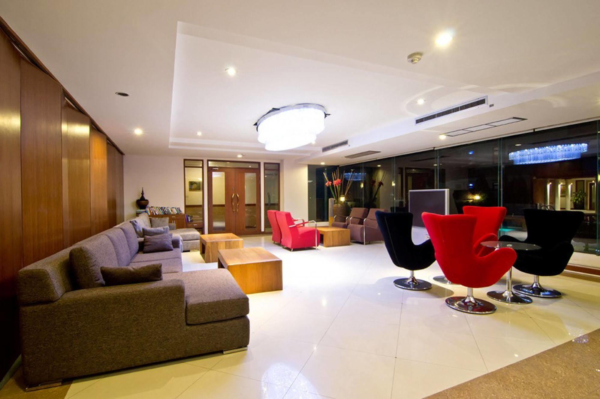 Hotel Lasalle Y