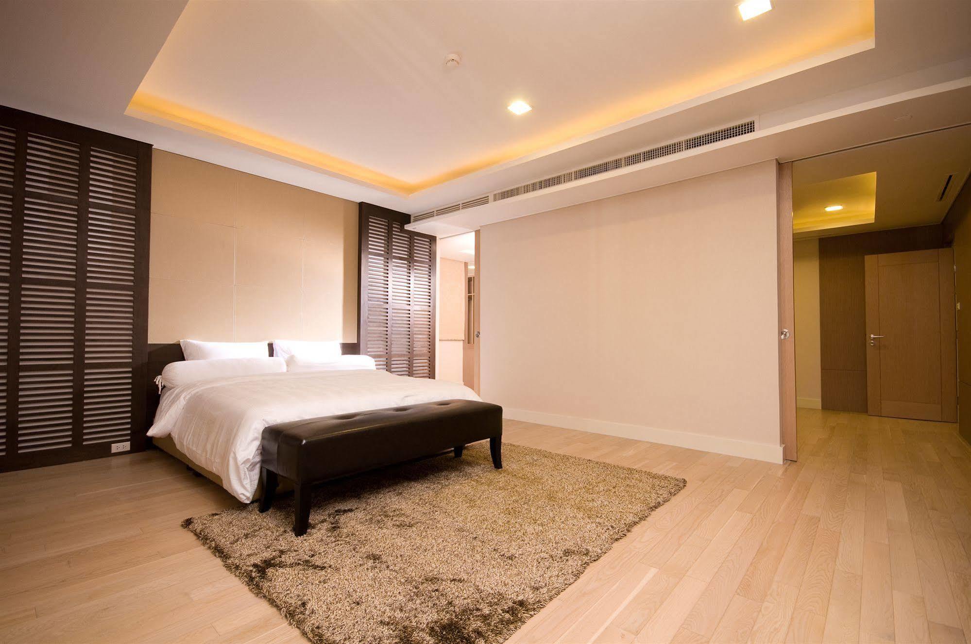 The Wind Sukhumvit 23 4*