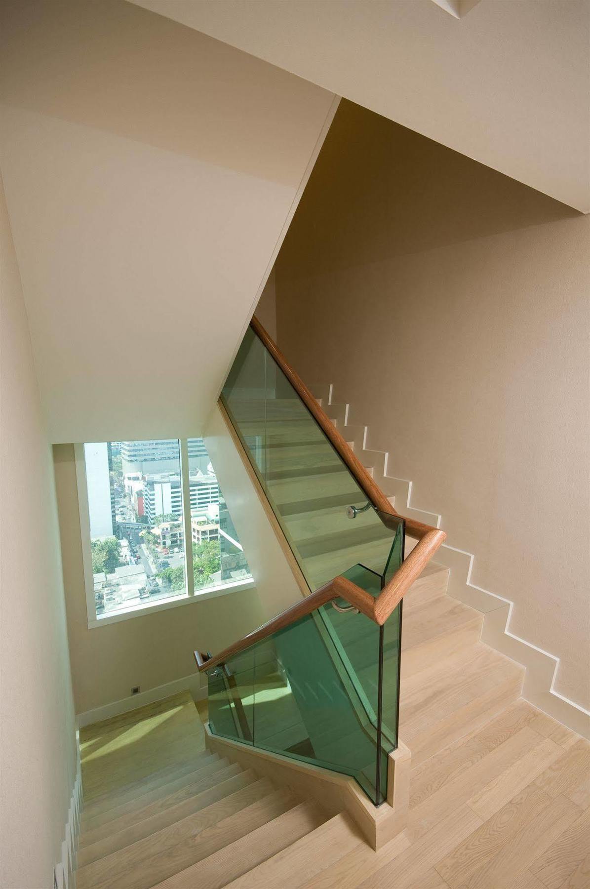Hotel The Wind Sukhumvit 23