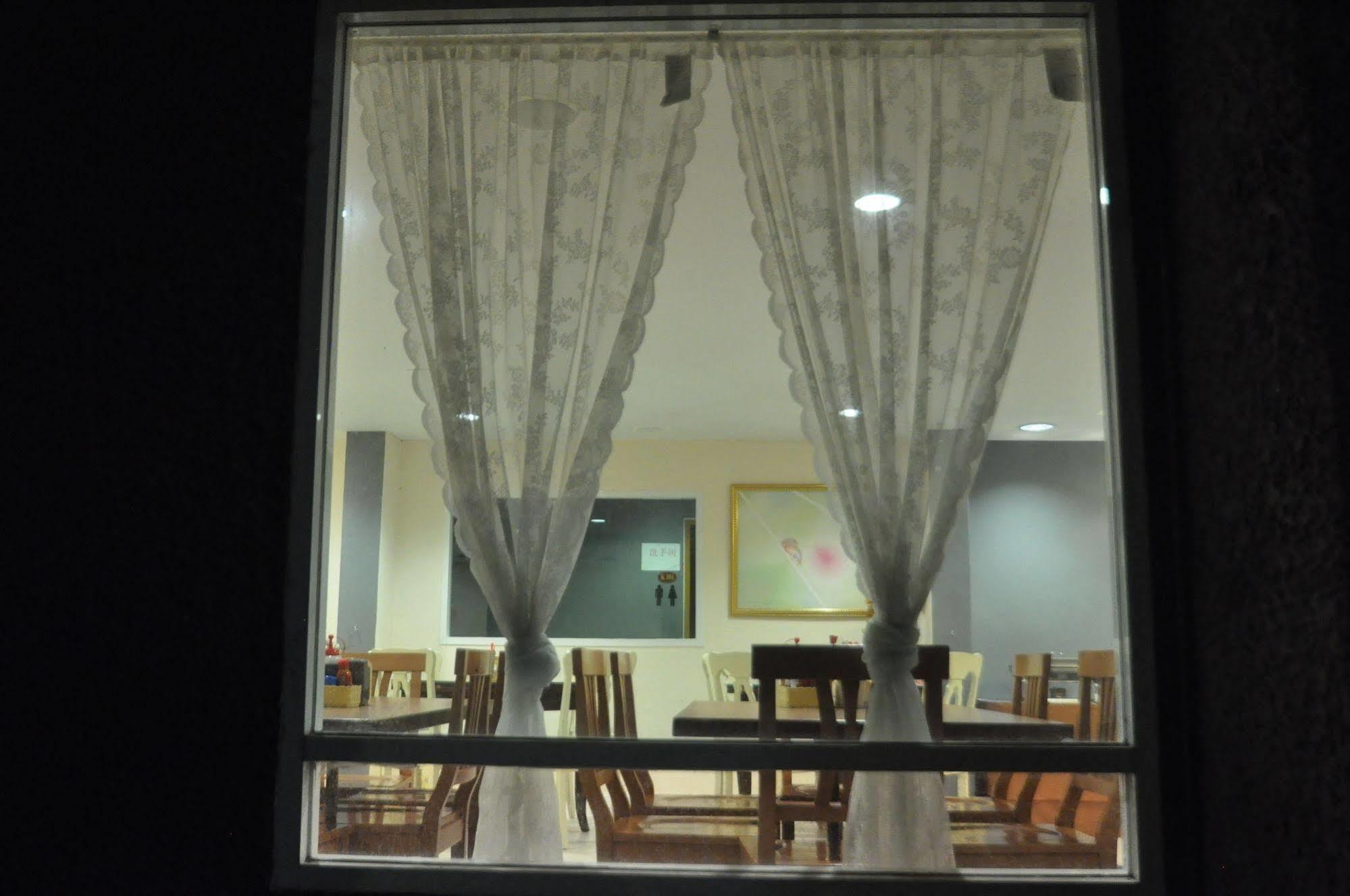 Kriss Hotel Bangkok