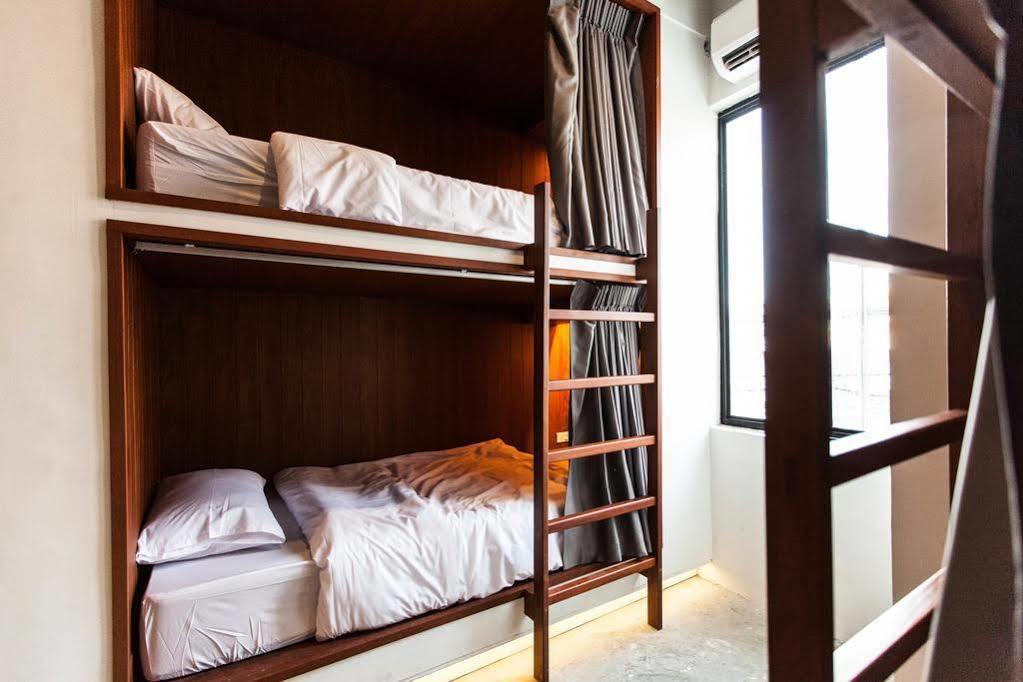 Hostel Once Again