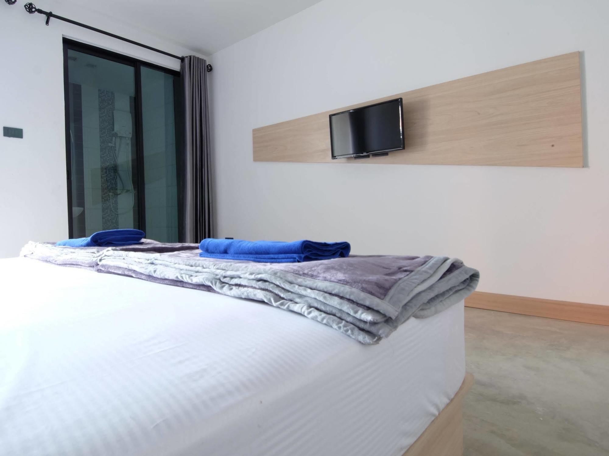 Bed-room At Suvarnabhumi Airport -sha- 2*