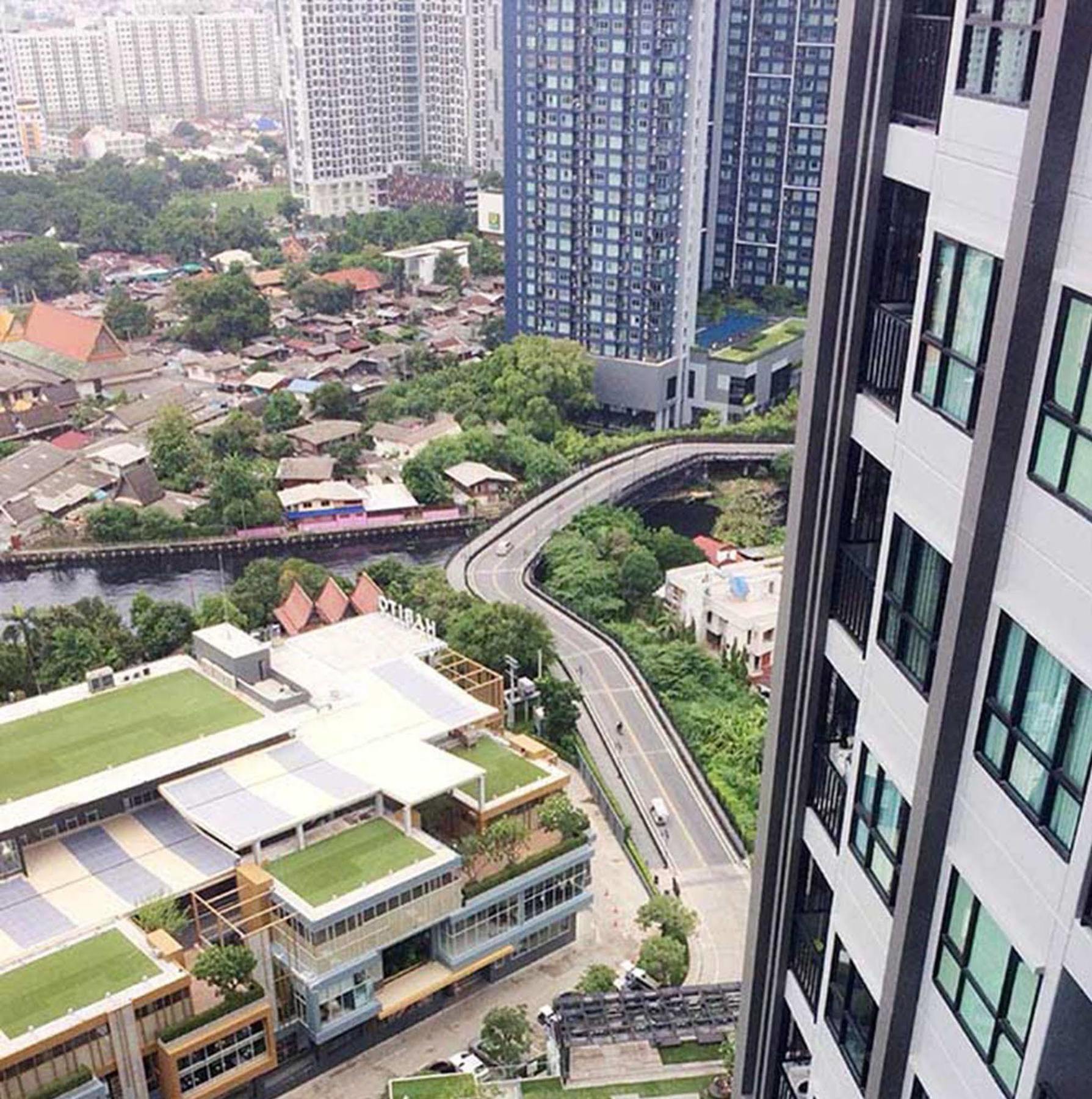 Hotel The Base Park West By Favstay 3*