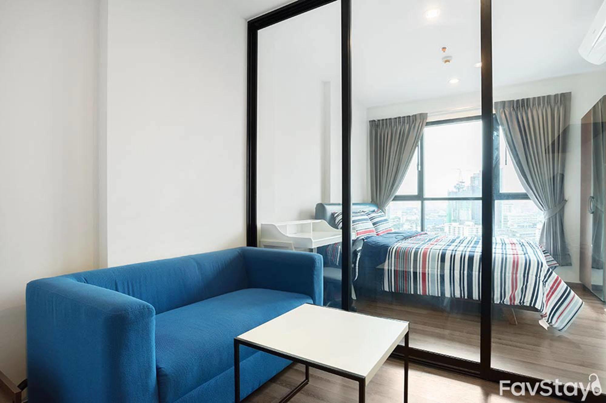 The Base Park West By Favstay Hotel 3*